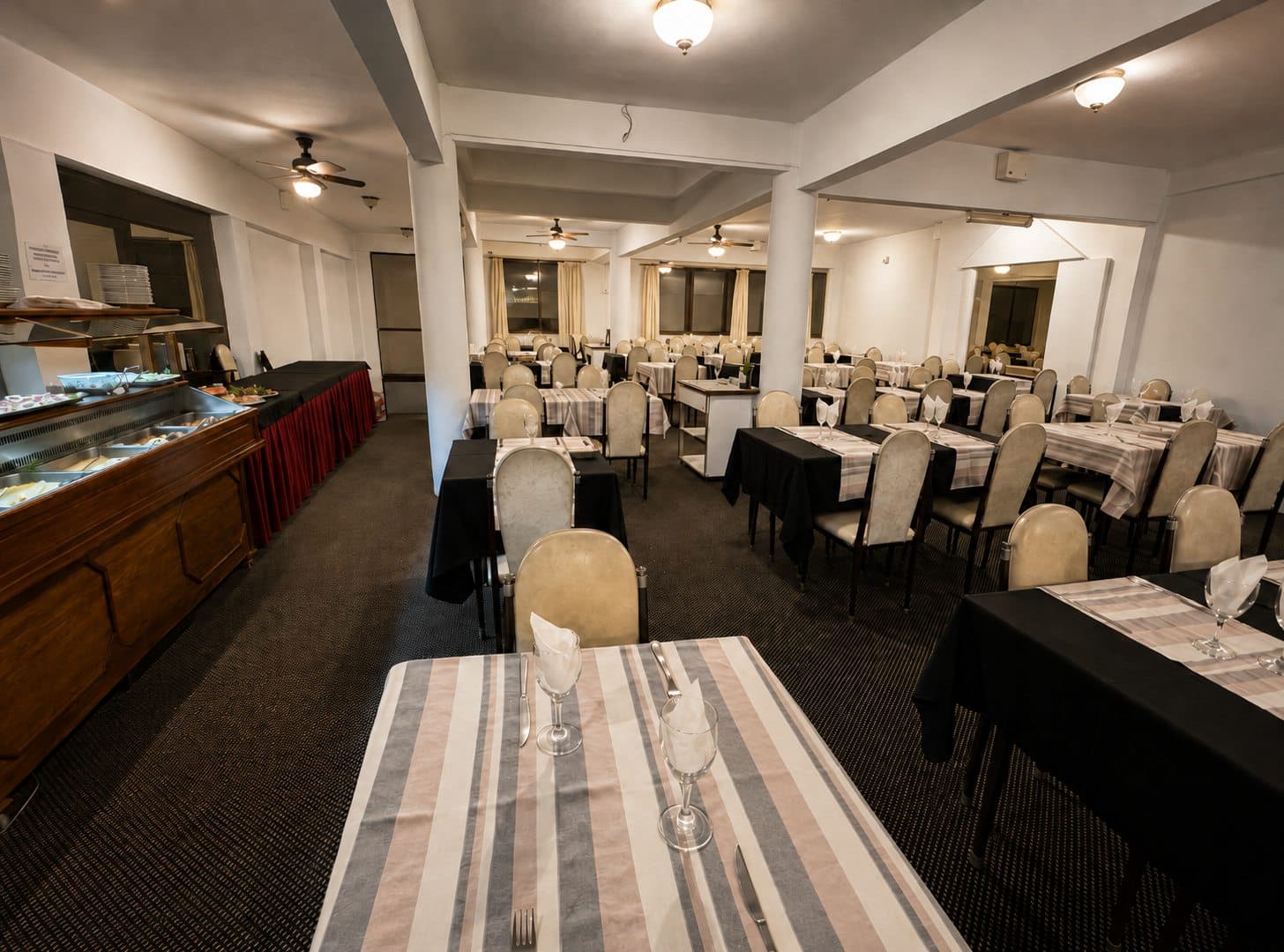 Comedor Hotel Savoia San Bernardo