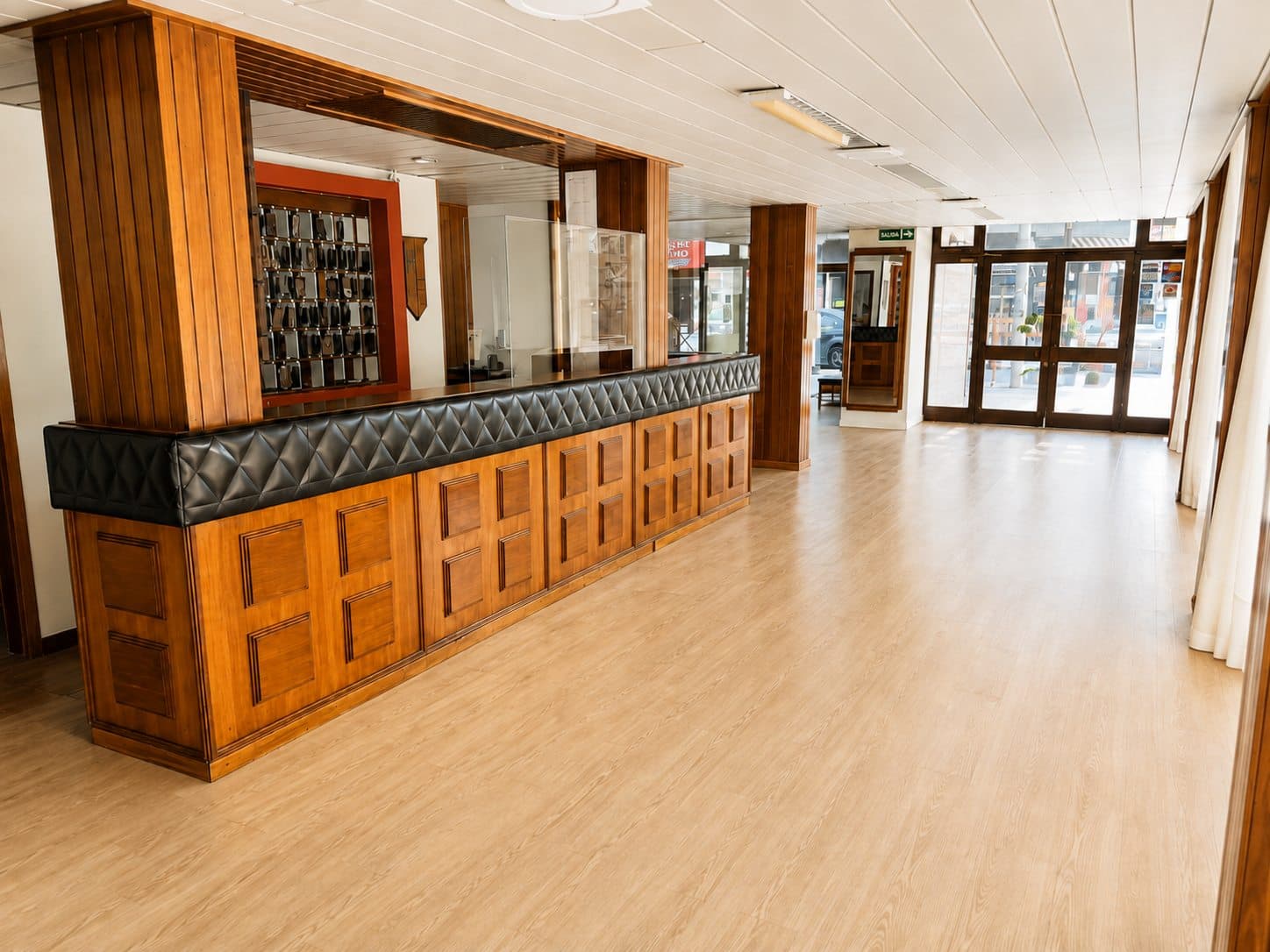 Recepción Hotel Savoia San Bernardo